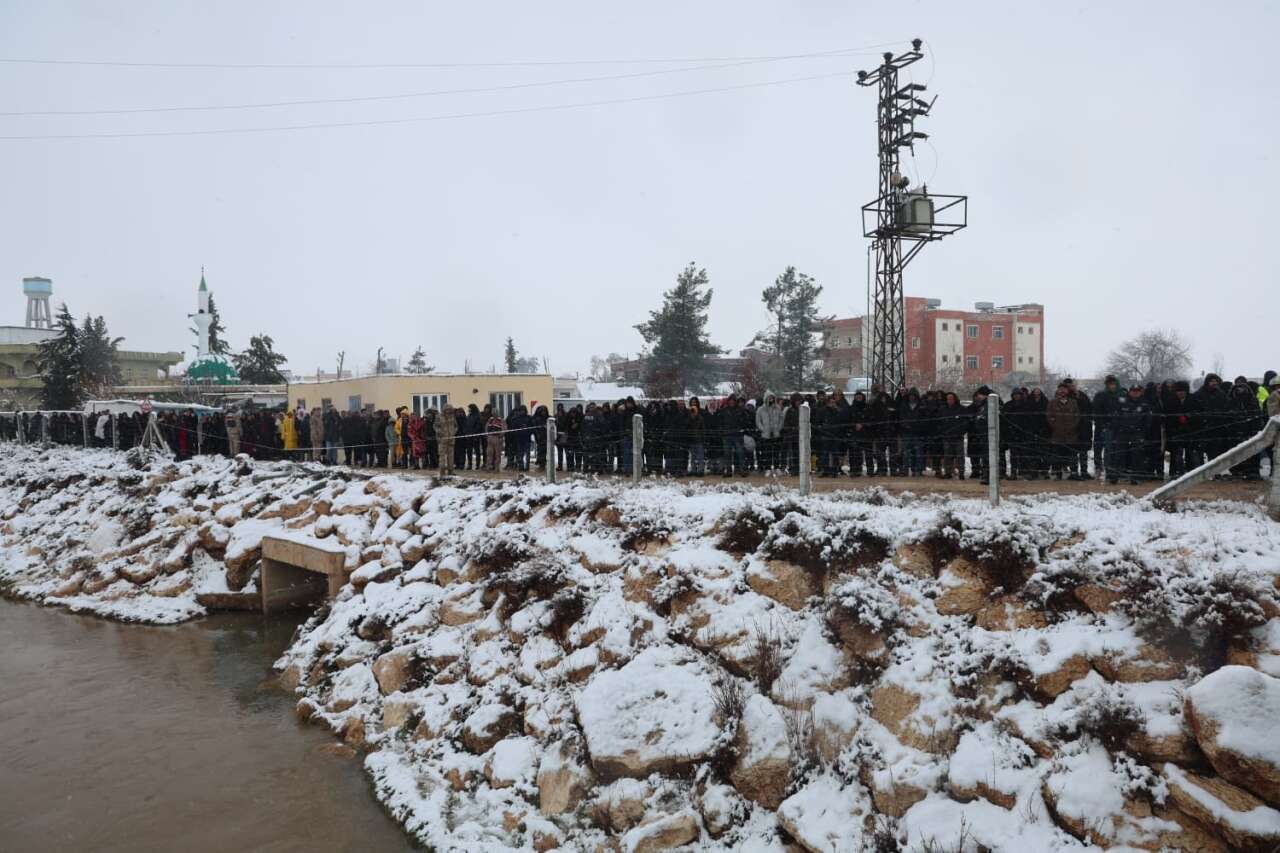 Sulama kanalına düşen otomobildeki 3 çocuğun cansız bedenine ulaşıldı! Baba hala aranıyor 8
